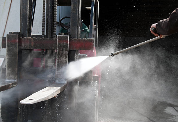 Best Roof Pressure Washing  in Rowland Heights, CA